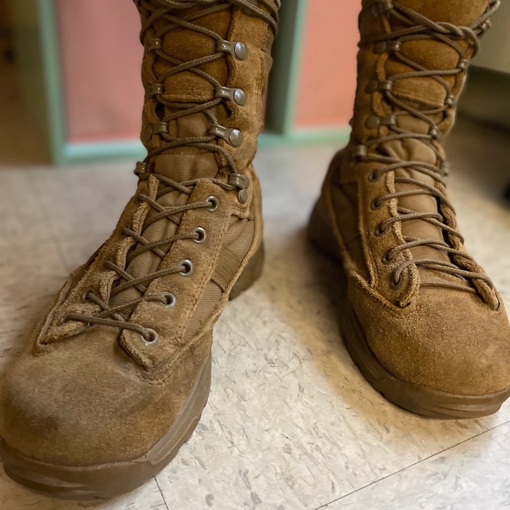 Danner Reckoning Military USMC Tan Boot w/ EGA